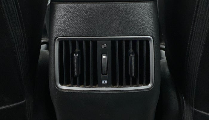2018 Hyundai Creta SX PLUS 1.6 DIESEL, Diesel, Manual, 1,05,888 km, Rear AC Vents
