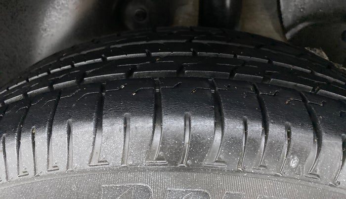 2018 Hyundai Creta SX PLUS 1.6 DIESEL, Diesel, Manual, 1,05,888 km, Left Rear Tyre Tread