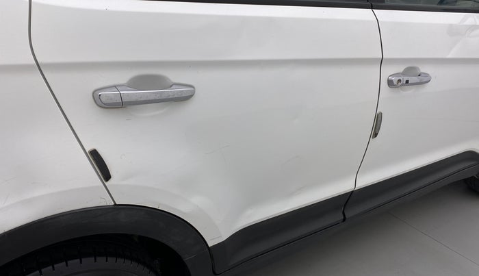 2018 Hyundai Creta SX PLUS 1.6 DIESEL, Diesel, Manual, 1,05,888 km, Right rear door - Slightly dented
