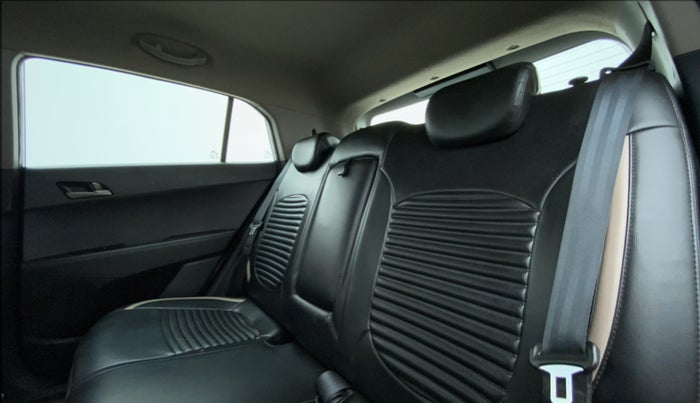 2018 Hyundai Creta SX PLUS 1.6 DIESEL, Diesel, Manual, 1,05,888 km, Right Side Rear Door Cabin