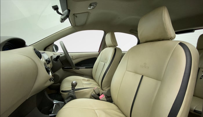 2015 Toyota Etios Liva D-4D VXD, Diesel, Manual, 94,048 km, Right Side Front Door Cabin