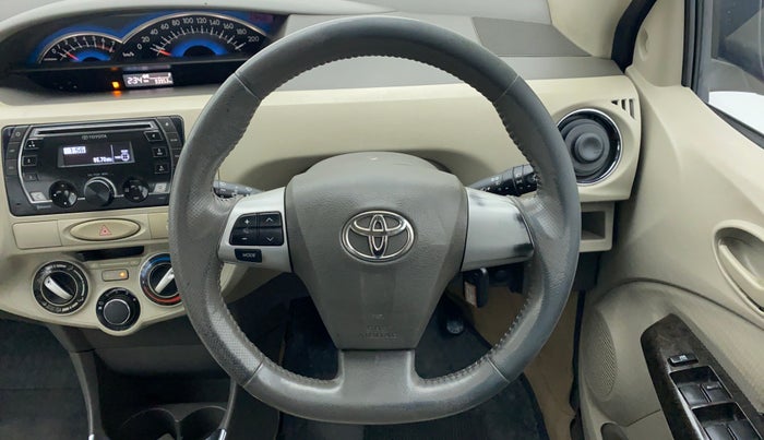 2015 Toyota Etios Liva D-4D VXD, Diesel, Manual, 94,048 km, Steering Wheel Close Up