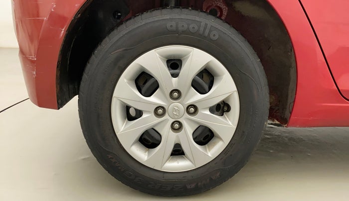 2015 Hyundai Elite i20 MAGNA 1.2, Petrol, Manual, 38,116 km, Right Rear Wheel