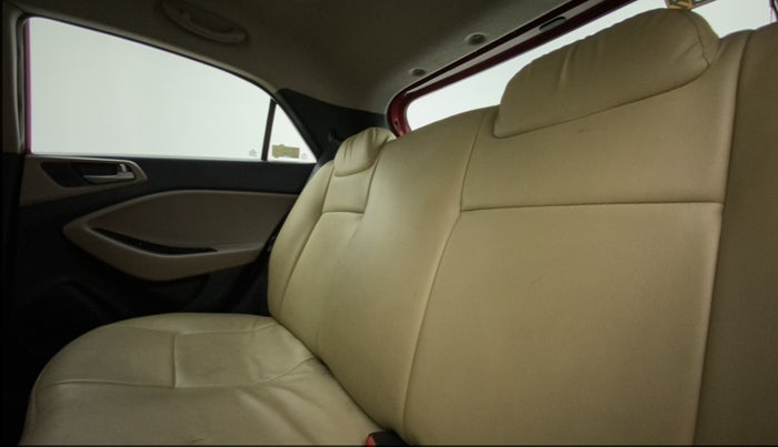 2015 Hyundai Elite i20 MAGNA 1.2, Petrol, Manual, 38,116 km, Right Side Rear Door Cabin