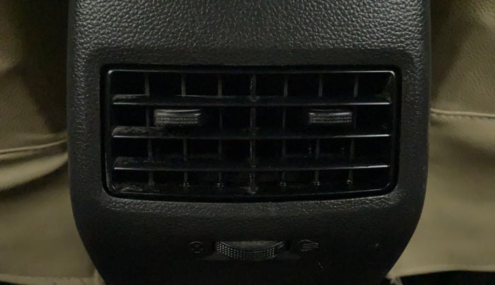 2015 Hyundai Elite i20 MAGNA 1.2, Petrol, Manual, 38,116 km, Rear AC Vents