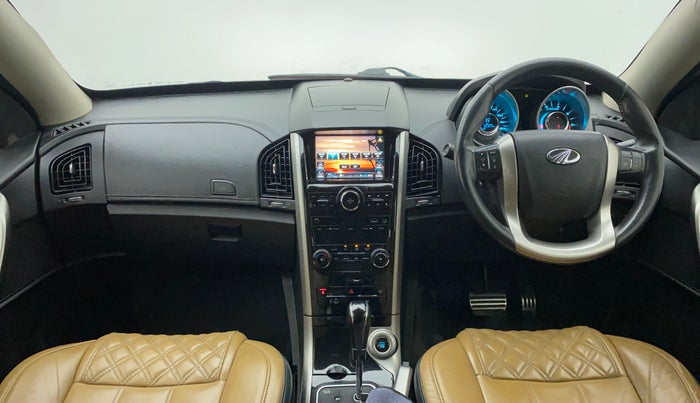 2018 Mahindra XUV500 W11 AT, Diesel, Automatic, 52,732 km, Dashboard