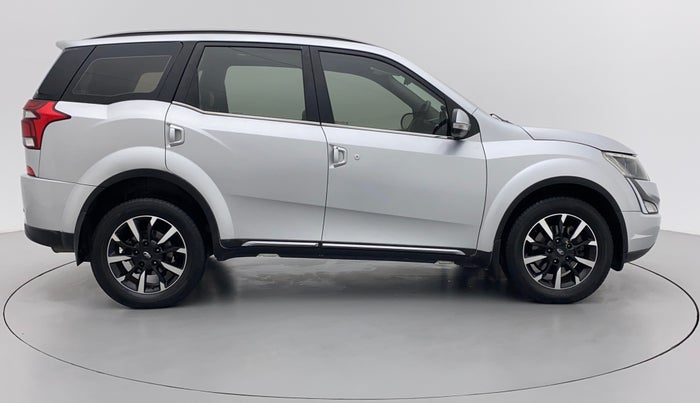 2018 Mahindra XUV500 W11 AT, Diesel, Automatic, 52,732 km, Right Side View