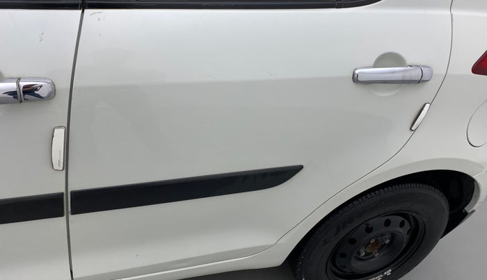 2017 Maruti Swift VXI, Petrol, Manual, 51,956 km, Rear left door - Minor scratches