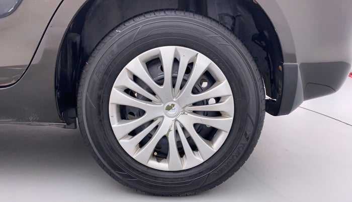2015 Maruti Swift Dzire VXI, Petrol, Manual, 94,645 km, Left Rear Wheel