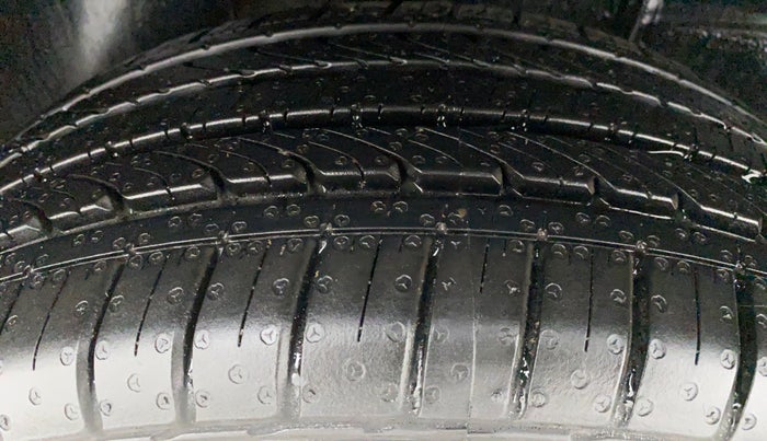 2020 Tata ALTROZ XZ 1.2, Petrol, Manual, 13,455 km, Right Rear Tyre Tread