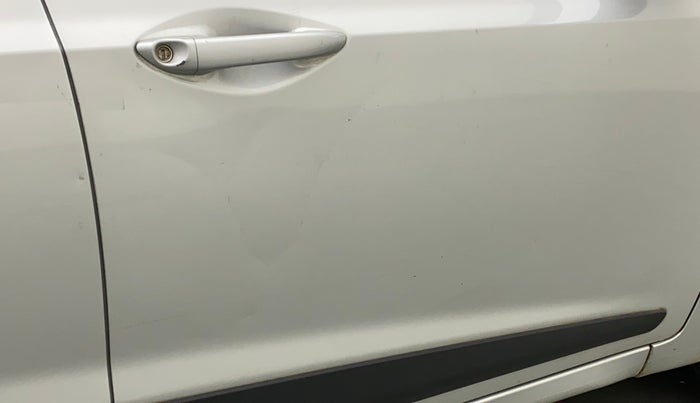 2015 Hyundai Xcent S 1.2, Petrol, Manual, 18,520 km, Driver-side door - Minor scratches