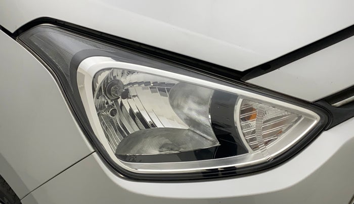 2015 Hyundai Xcent S 1.2, Petrol, Manual, 18,520 km, Right headlight - Minor scratches