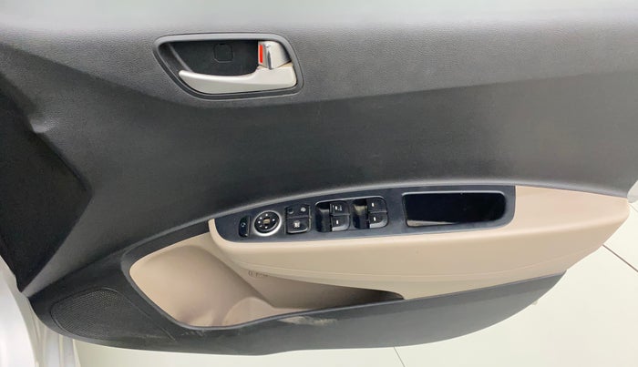 2015 Hyundai Xcent S 1.2, Petrol, Manual, 18,520 km, Driver Side Door Panels Control