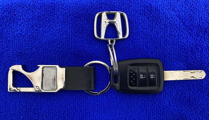 2018 Honda Amaze 1.2 SMT I VTEC, Petrol, Manual, 14,991 km, Key Close Up