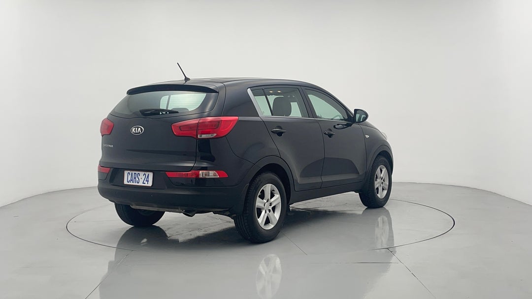 Right Back Diagonal (45- Degree) View