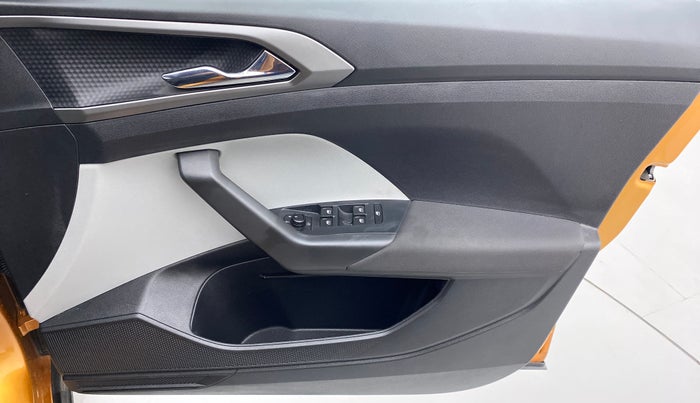 2021 Skoda KUSHAQ AMBITION 1.0 TSI AT, Petrol, Automatic, 4,410 km, Driver Side Door Panels Control