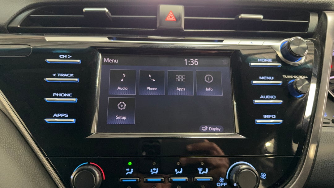 2019 Toyota Camry Ascent, Automatic, 104946 km, Infotainment System
