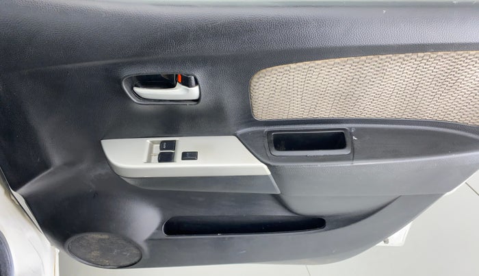 2014 Maruti Wagon R 1.0 LXI CNG, CNG, Manual, 58,861 km, Driver Side Door Panels Control