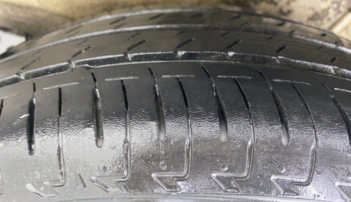 2018 Maruti IGNIS DELTA 1.2 K12 AMT, Petrol, Automatic, 21,600 km, Left Rear Tyre Tread
