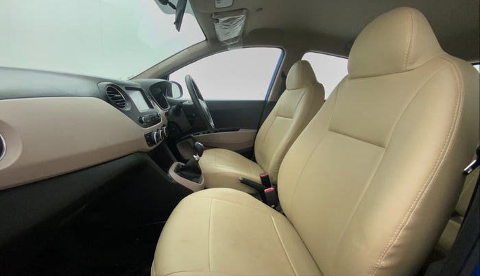 2019 Hyundai Grand i10 SPORTZ 1.2 KAPPA VTVT, Petrol, Manual, 12,540 km, Right Side Front Door Cabin View