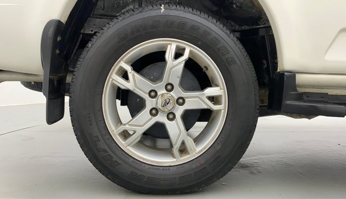 2016 Mahindra Scorpio S10, Diesel, Manual, Right Rear Wheel