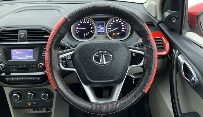 2017 Tata Tiago XZ 1.2 REVOTRON, Petrol, Manual, 56,655 km, Steering Wheel Close Up