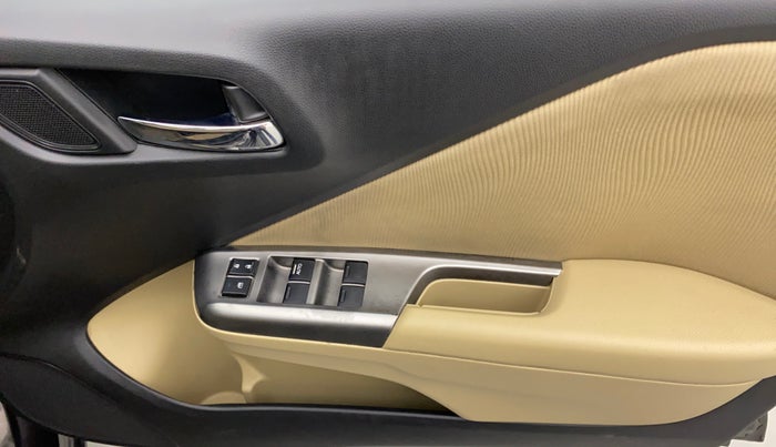 2014 Honda City 1.5L I-DTEC V, Diesel, Manual, 1,19,127 km, Driver Side Door Panels Control