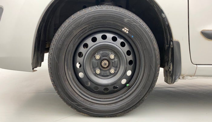 2017 Maruti Wagon R 1.0 VXI AMT, Petrol, Automatic, 54,032 km, Left Front Wheel