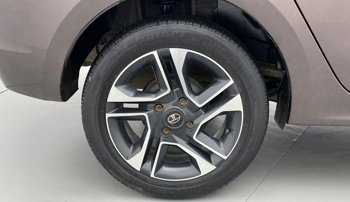 2017 Tata TIGOR XT PETROL, Petrol, Manual, 1,10,462 km, Right Rear Wheel
