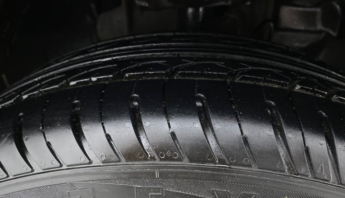2017 Tata TIGOR XT PETROL, Petrol, Manual, 1,10,462 km, Right Front Tyre Tread