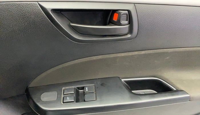 2016 Maruti Swift LXI (O), Petrol, Manual, 94,290 km, Driver Side Door Panels Control