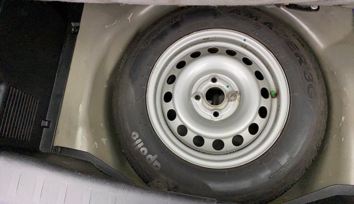 2016 Maruti Swift LXI (O), Petrol, Manual, 94,290 km, Spare Tyre