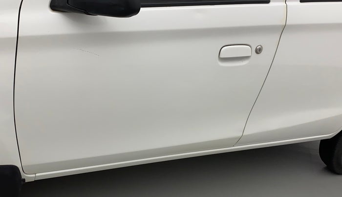 2014 Maruti Alto 800 LXI, Petrol, Manual, 40,455 km, Front passenger door - Minor scratches