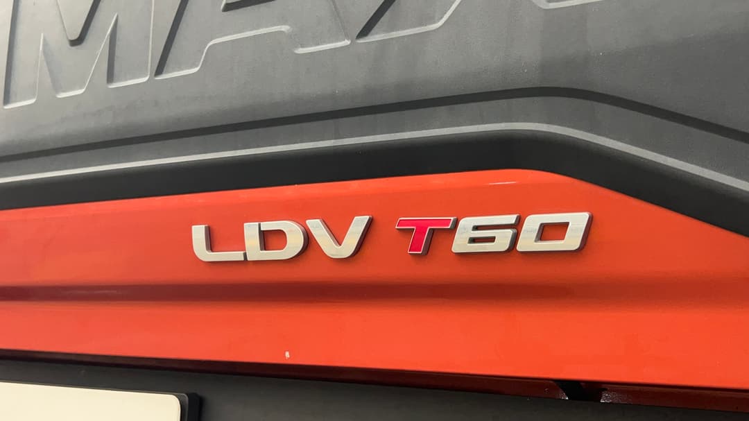2023 LDV T60 Max Luxe (4x4), Automatic, 24588 km, Badge (Boot Right Side)
