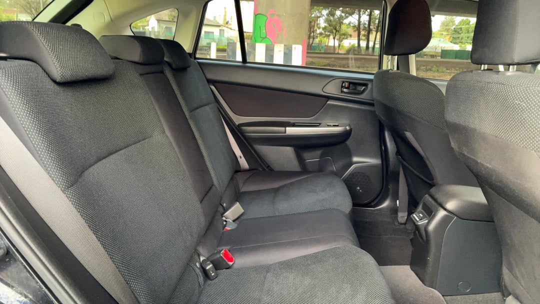 2016 Subaru Impreza 2.0i (awd), Automatic, 80466 km, Right Side Rear Door Cabin View