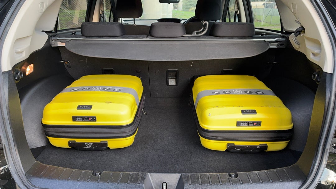 2016 Subaru Impreza 2.0i (awd), Automatic, 80466 km, Boot Inside View with Luggage