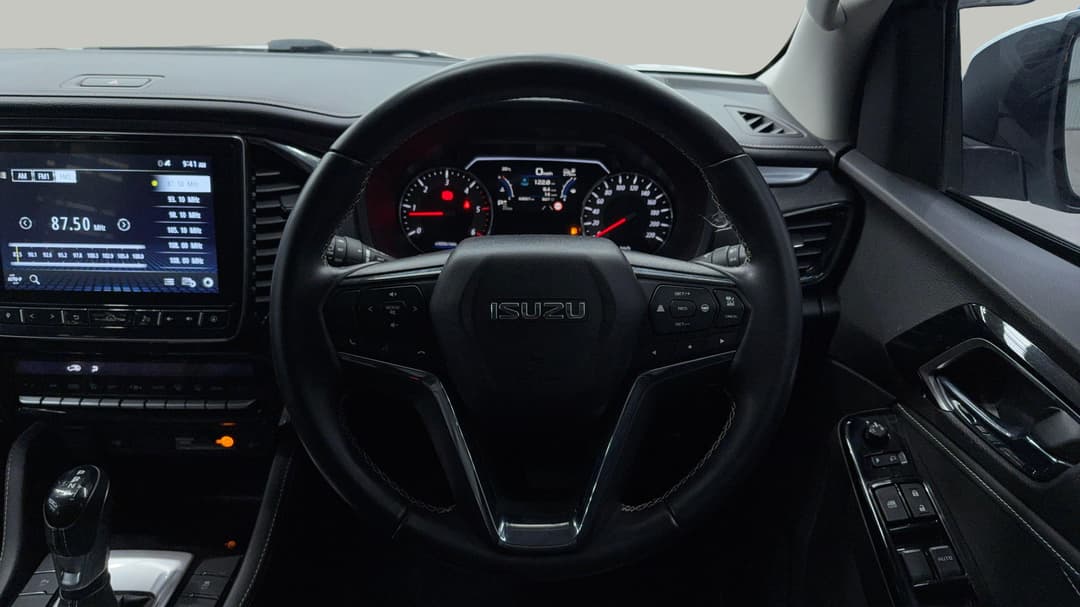 2022 Isuzu MU-X Ls-t (4x4), Automatic, 63057 km, Steering Wheel Close-up