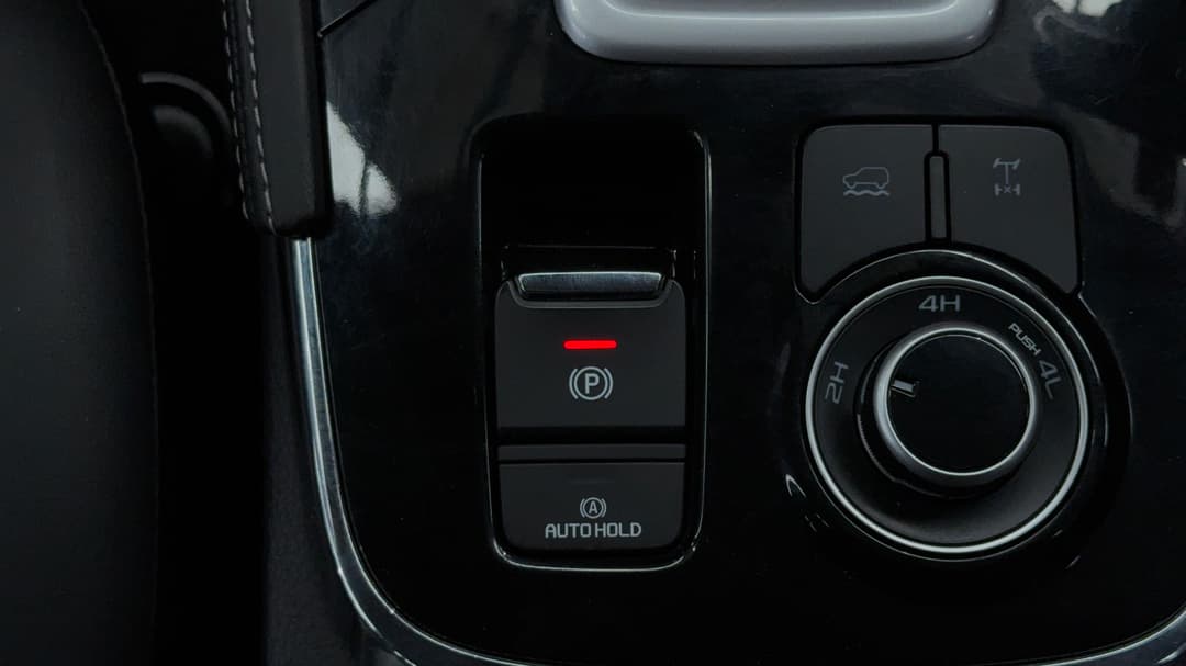 2022 Isuzu MU-X Ls-t (4x4), Automatic, 63057 km, Handbrake