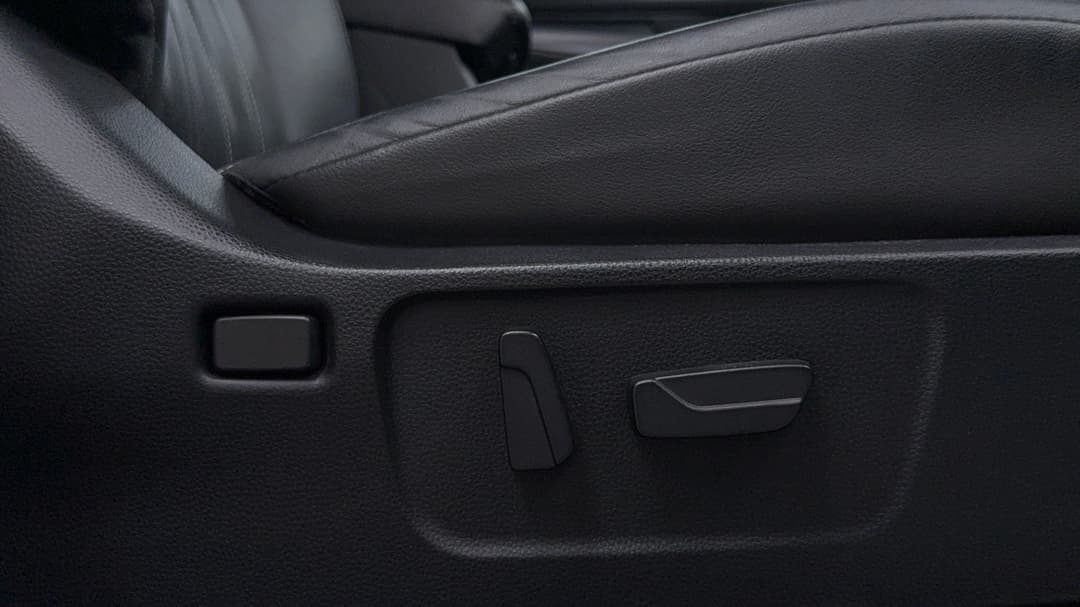 2022 Isuzu MU-X Ls-t (4x4), Automatic, 63057 km, Drivers Side Adjustment Panel