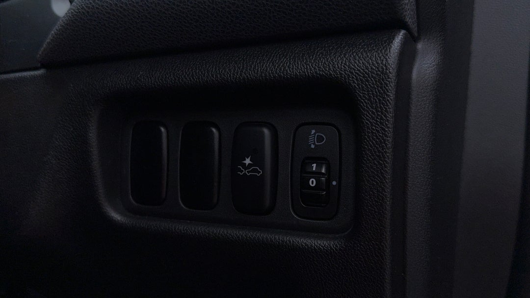 Utility Switches/Buttons