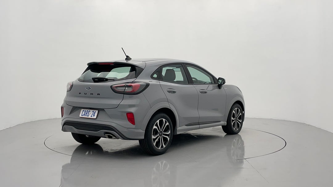 Right Back Diagonal (45- Degree) View