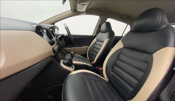 2017 Hyundai Grand i10 MAGNA 1.2 KAPPA VTVT, Petrol, Manual, 90,735 km, Right Side Front Door Cabin