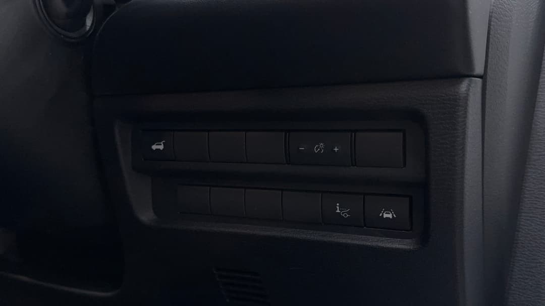 2022 Mitsubishi Outlander Aspire 7 Seat (AWD), Automatic, 68011 km, Utility Switches/Buttons