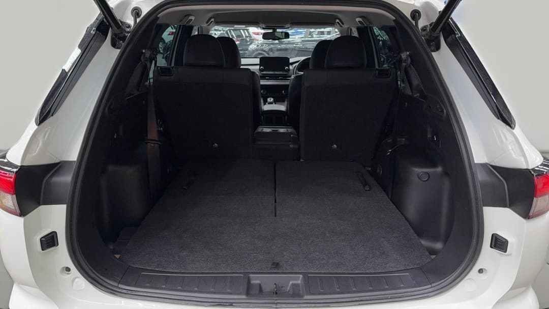 2022 Mitsubishi Outlander Aspire 7 Seat (AWD), Automatic, 68011 km, Boot Inside View