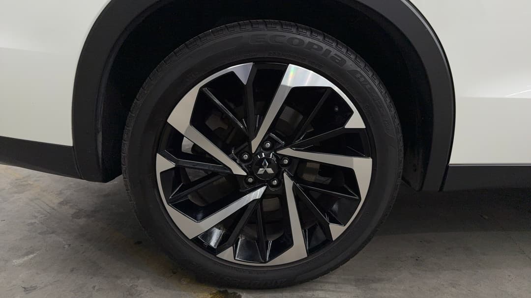 2022 Mitsubishi Outlander Aspire 7 Seat (AWD), Automatic, 68011 km, Right Rear Wheel