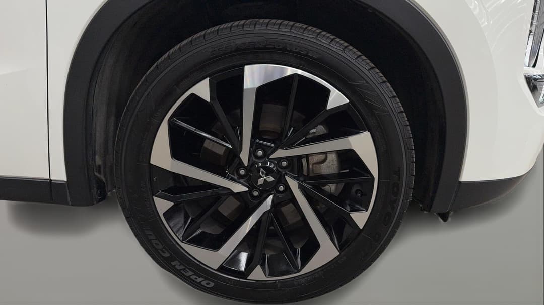 2022 Mitsubishi Outlander Aspire 7 Seat (AWD), Automatic, 68011 km, Right Front Wheel