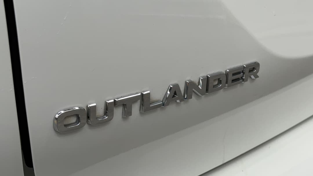 2022 Mitsubishi Outlander Aspire 7 Seat (AWD), Automatic, 68011 km, Badge (Boot Left Side)