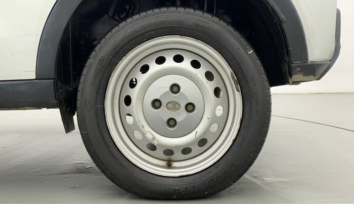 2021 Tata NEXON XE REVOTORQ, Diesel, Manual, 29,918 km, Left Rear Wheel