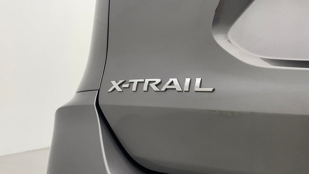 2020 Nissan X-trail St (4x2), Automatic, 37115 km, Badge (Boot Left Side)