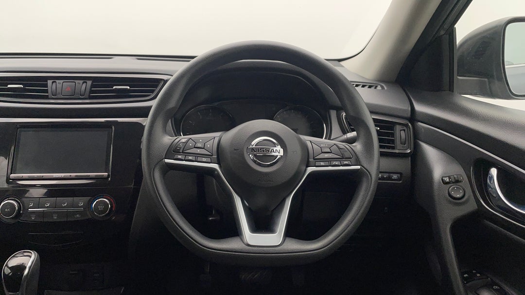 2020 Nissan X-trail St (4x2), Automatic, 37115 km, Steering Wheel Close-up